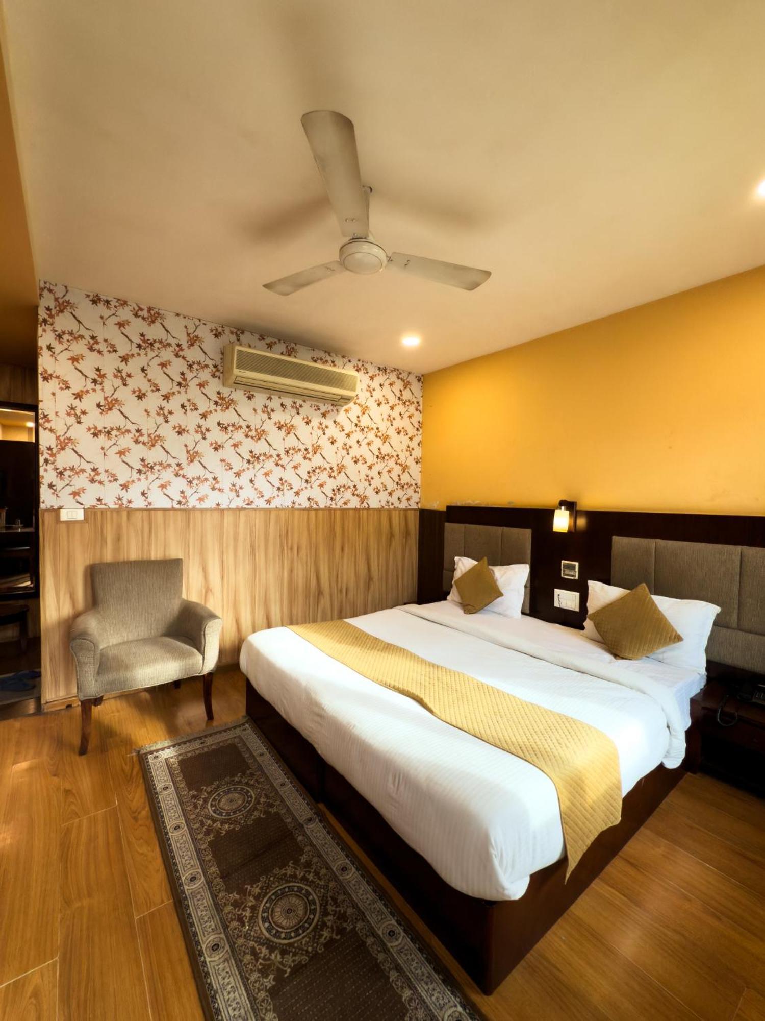 Hotel Royal Palm - A Budget Hotel In Udaipur Exterior foto