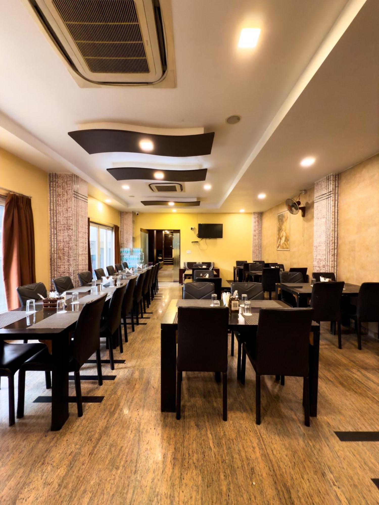 Hotel Royal Palm - A Budget Hotel In Udaipur Exterior foto