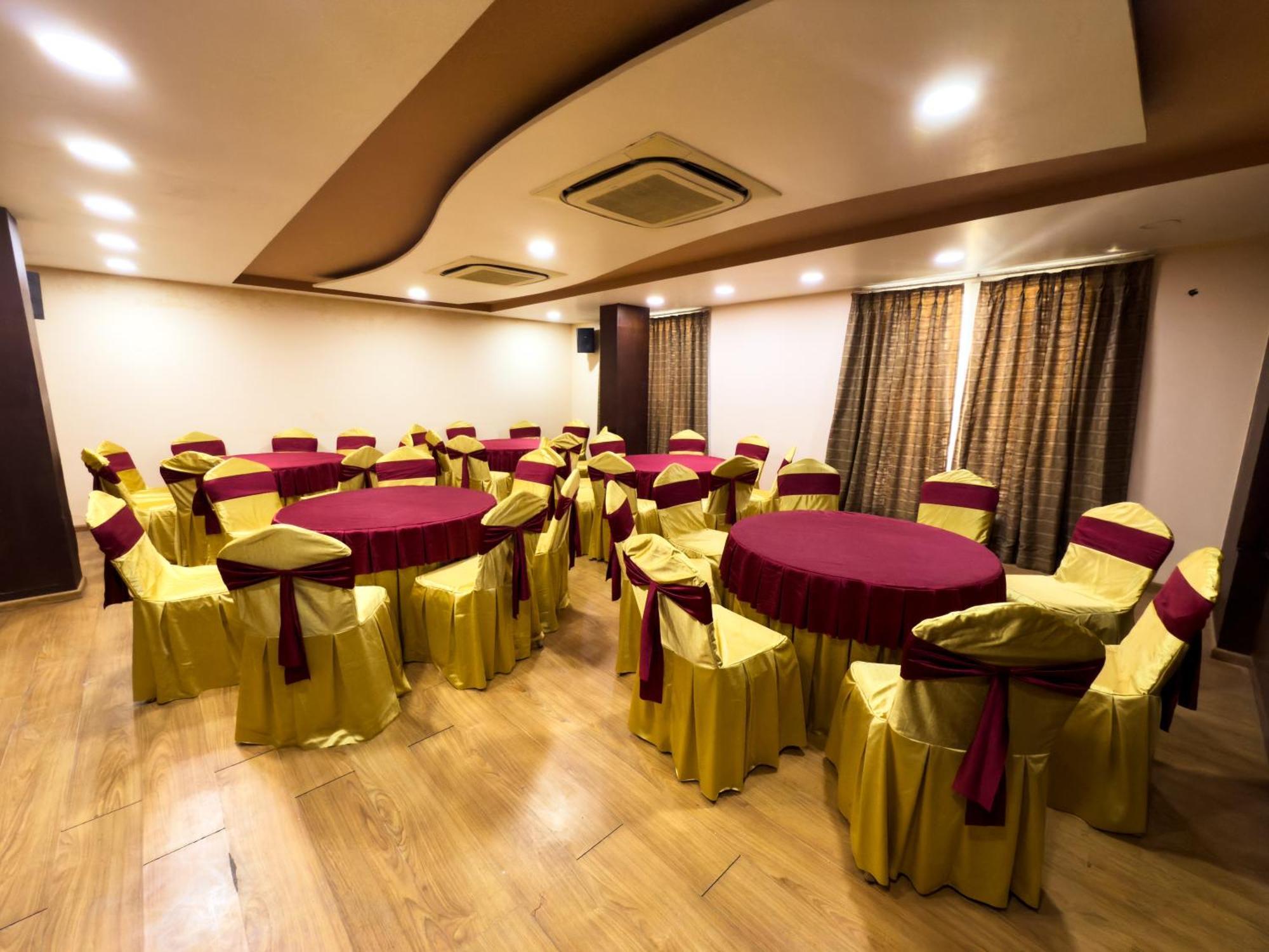Hotel Royal Palm - A Budget Hotel In Udaipur Exterior foto