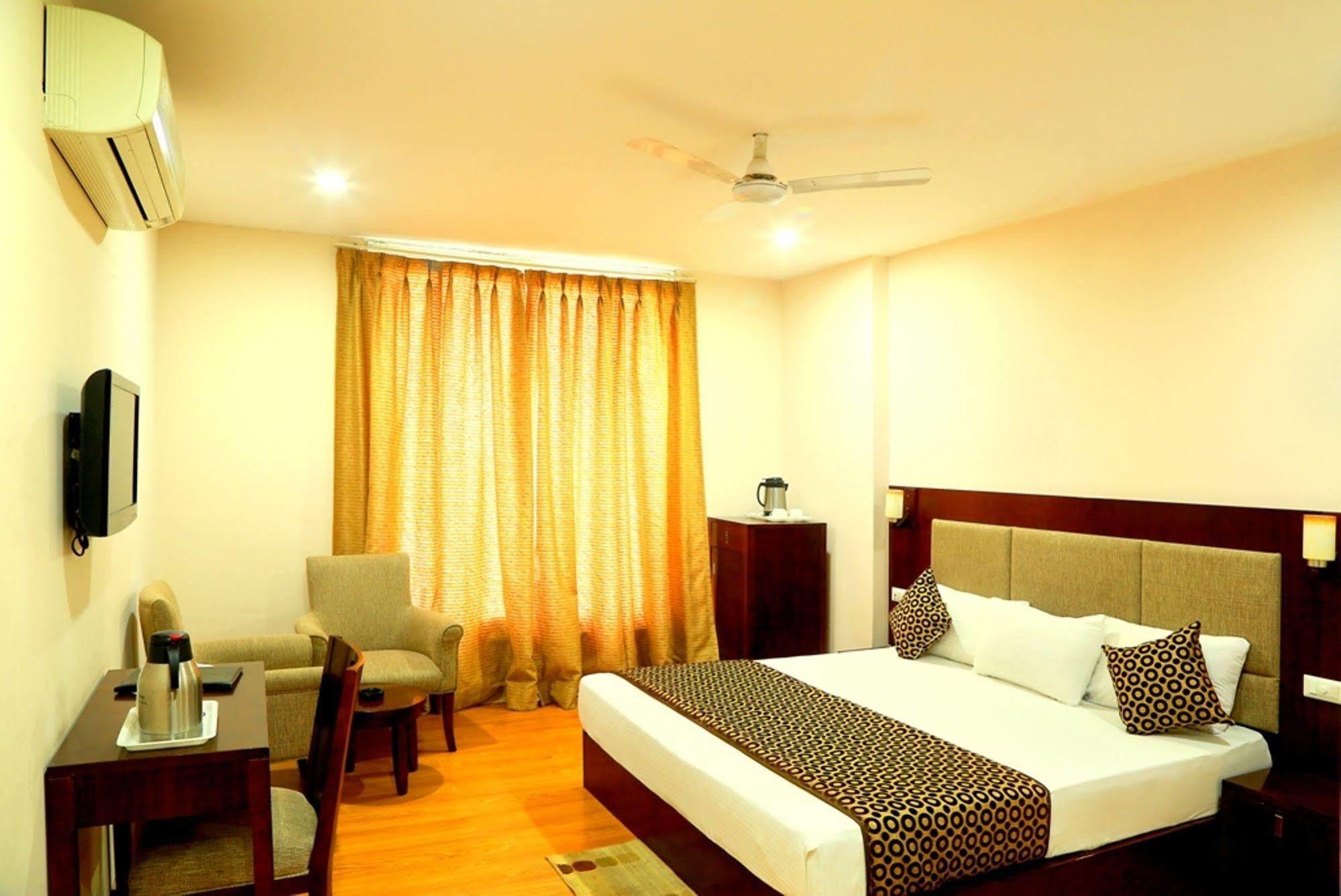 Hotel Royal Palm - A Budget Hotel In Udaipur Exterior foto